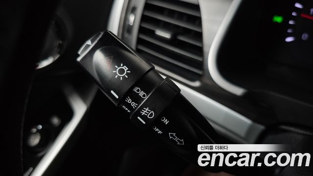 KG Mobility (SsangYong) Korando C 2.0 CVT 2WD Deluxe 2015 — фото 34