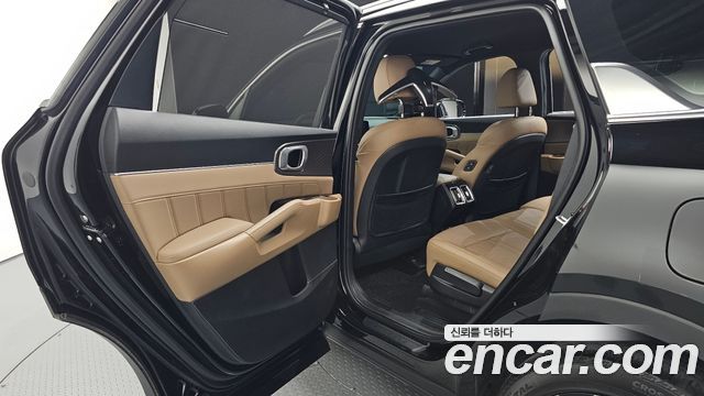 Kia Sorento (IV) Gasoline 2.5T 2WD Noblesse 2024 — фото 12