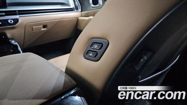 Kia Sorento (IV) Gasoline 2.5T 2WD Noblesse 2024 — фото 30