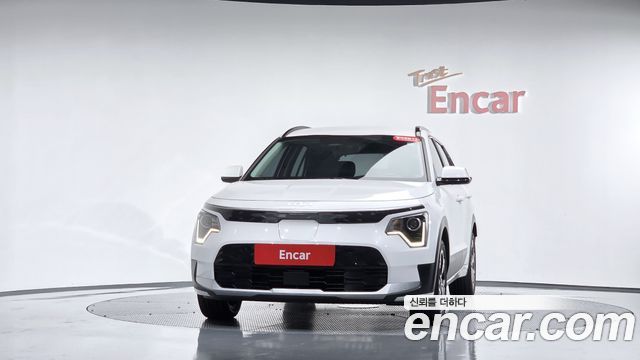 Kia Niro EV Air 2023 — фото 3