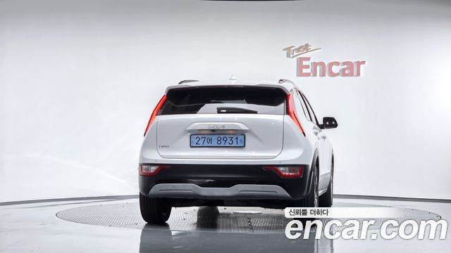 Kia Niro EV Air 2023 — фото 4