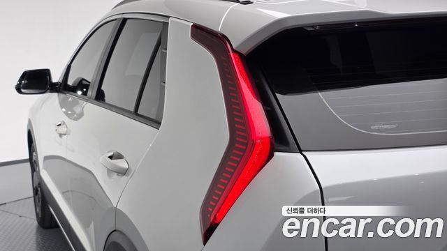 Kia Niro EV Air 2023 — фото 29