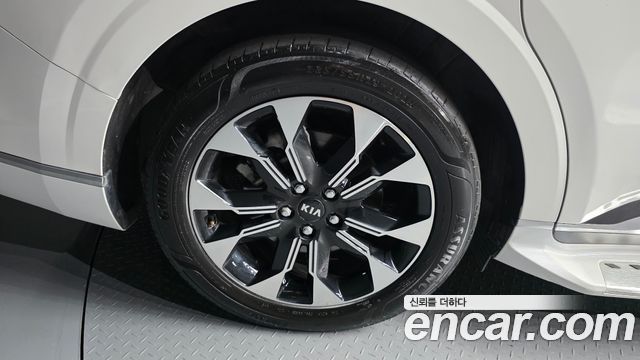 Kia Carnival (IV) Diesel 9-Seater Hi-Limousine Signature 2021 — фото 5