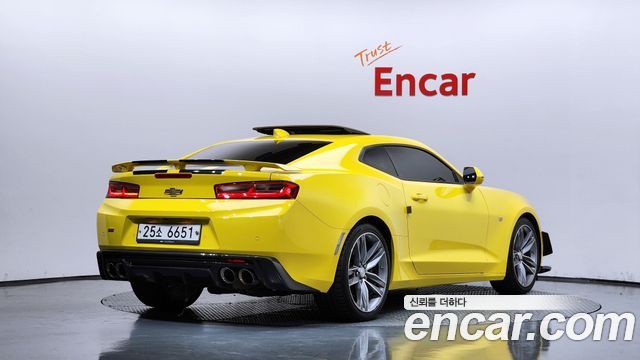 Chevrolet Camaro SS 6.2 V8 2017 — фото 2