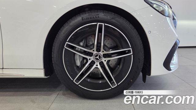 Mercedes-Benz E-Class (W214) E200 AMG Line 2026 — фото 5