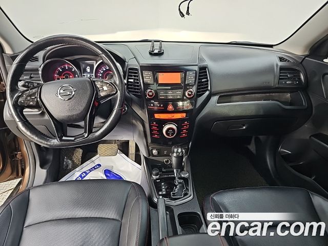 KG Mobility (SsangYong) Tivoli Air Diesel RX 2WD 2016 — фото 5