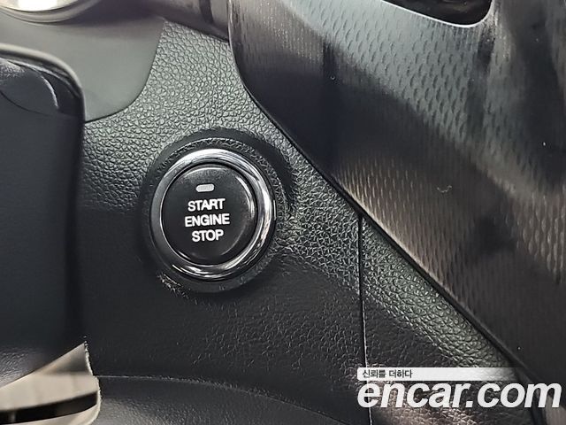 KG Mobility (SsangYong) Tivoli Air Diesel RX 2WD 2016 — фото 19