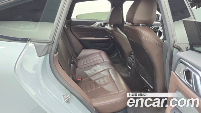 BMW i4 eDrive40 M Sports Pro 2022 — фото 11