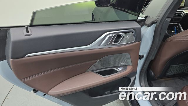 BMW i4 eDrive40 M Sports Pro 2022 — фото 25