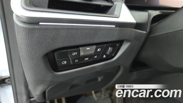 BMW i4 eDrive40 M Sports Pro 2022 — фото 27