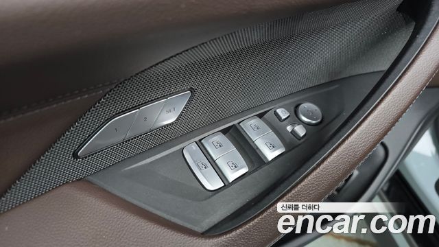 BMW i4 eDrive40 M Sports Pro 2022 — фото 29
