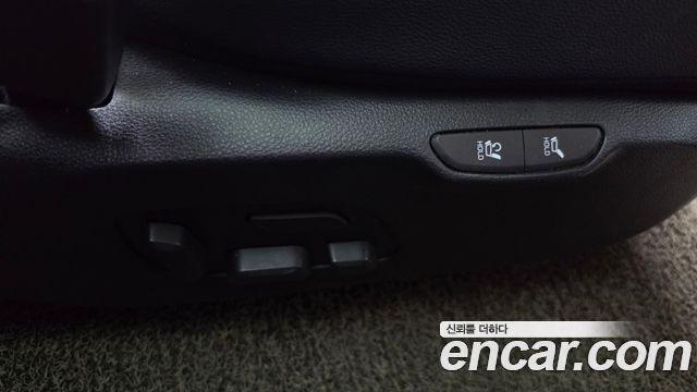 Kia Carnival (IV) Gasoline 7-Seater Noblesse 2021 — фото 33