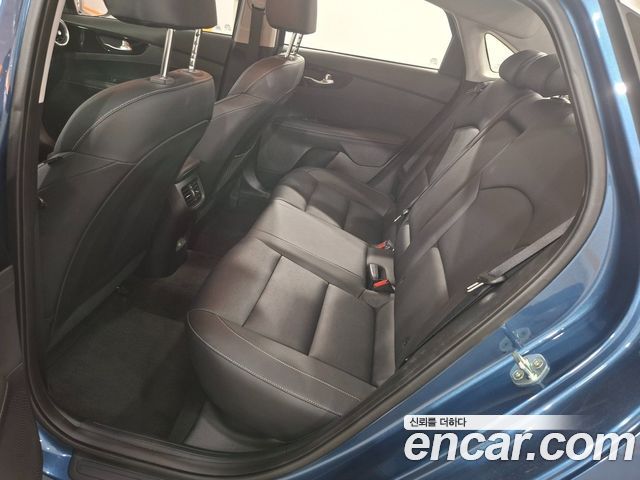 Kia K3 (II) 1.6 Noblesse 2022 — фото 10