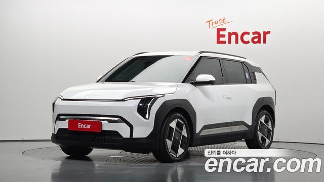 Kia EV3 Standard 2WD Earth 2025 — фото 1