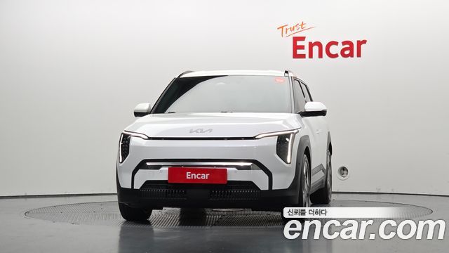 Kia EV3 Standard 2WD Earth 2025 — фото 3