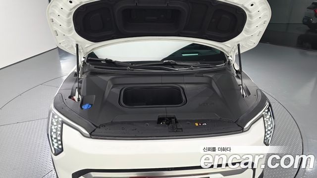 Kia EV3 Standard 2WD Earth 2025 — фото 6