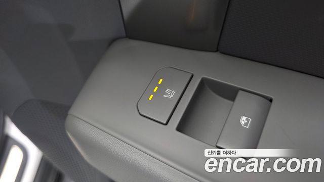 Kia EV3 Standard 2WD Earth 2025 — фото 19