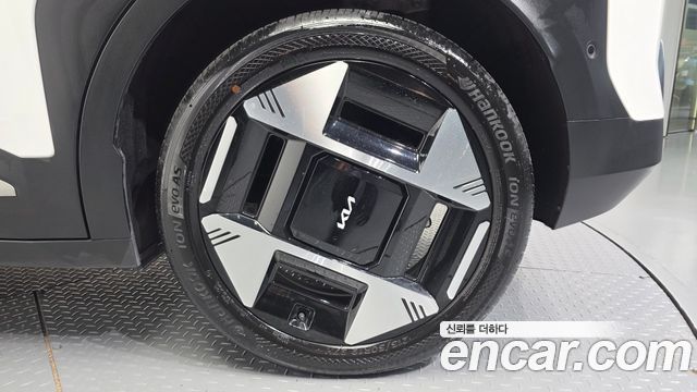 Kia EV3 Standard 2WD Earth 2025 — фото 21