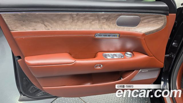 Genesis G90 (RS4) Gasoline 3.5 Turbo AWD 2022 — фото 30