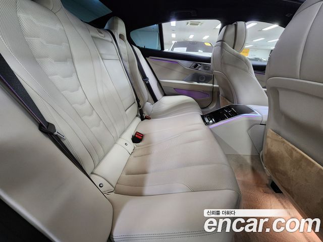 BMW 8 Series (G15) M850i xDrive Gran Coupe First Edition 2025 — фото 23