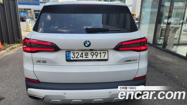 BMW X5 (G05) xDrive 40i xLine 2022 — фото 2