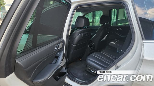 BMW X5 (G05) xDrive 40i xLine 2022 — фото 9