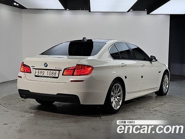BMW 5 Series (F10) 528i xDrive 2013 — фото 4