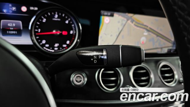 Mercedes-Benz E-Class (W213) E220d Avantgarde 2019 — фото 9