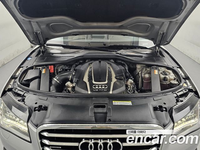 Audi A8 4.0 TFSI Quattro LWB D4 2014 — фото 6