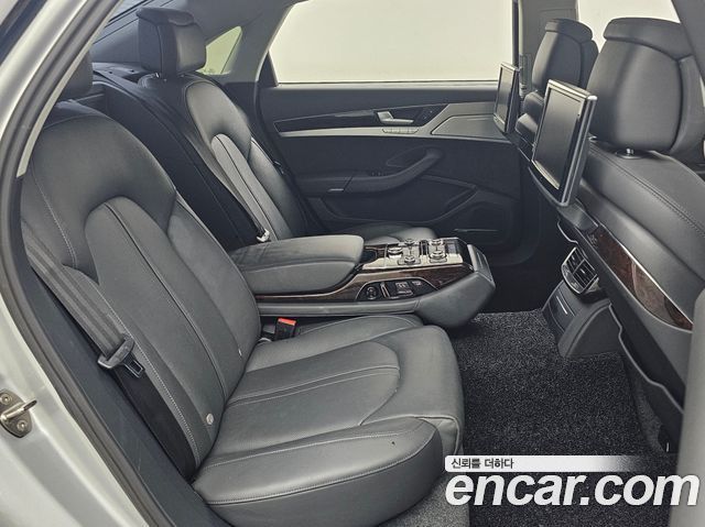 Audi A8 4.0 TFSI Quattro LWB D4 2014 — фото 16