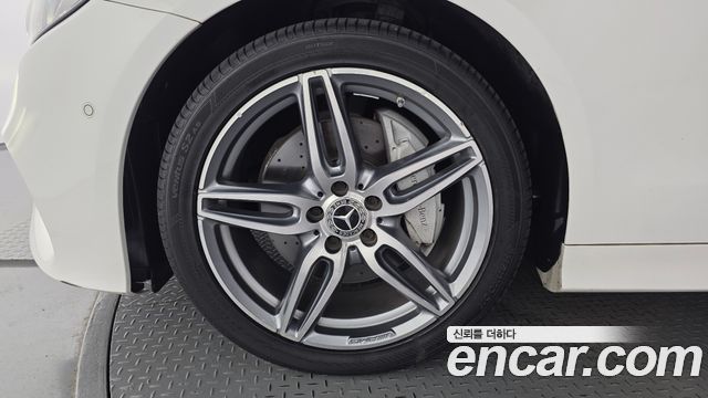 Mercedes-Benz E-Class (W213) E220d Coupe 2017 — фото 5