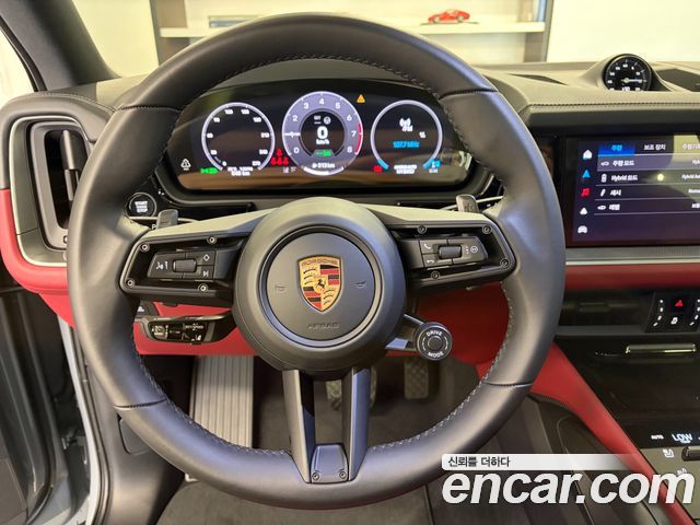 Porsche Cayenne (PO536) 3.0 E-Hybrid 2025 — фото 16