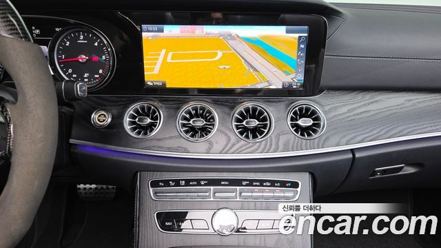 Mercedes-Benz E-Class (W213) E220d Cabriolet 2018 — фото 14