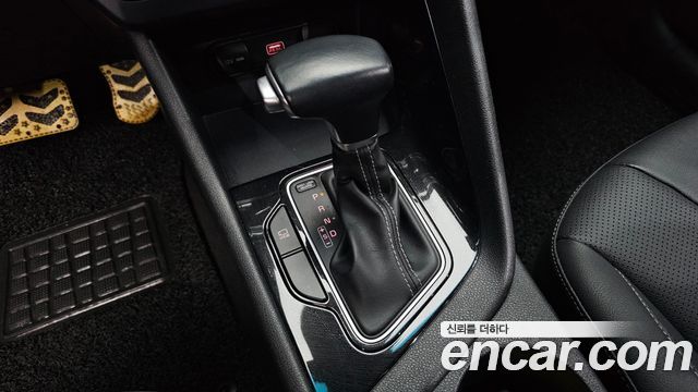 Kia Niro 1.6 HEV Prestige 2021 — фото 9