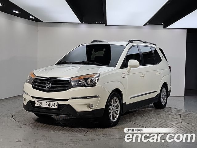 KG Mobility (SsangYong) Korando Turismo 4WD GT 11-seater