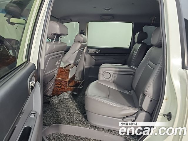 KG Mobility (SsangYong) Korando Turismo 4WD GT 11-seater 2014 — фото 15