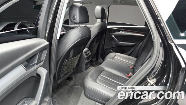 Audi Q5 (FY) 45 TFSI Quattro 2020 — фото 11