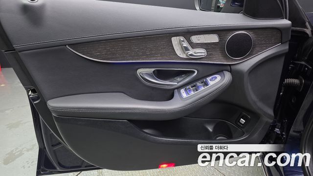 Mercedes-Benz C-Class (W205) C220 d 4MATIC Exclusive 2019 — фото 24