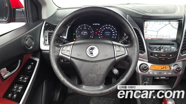 KG Mobility (SsangYong) Korando C 2.0 RX 2WD HI-DLX 2015 — фото 13