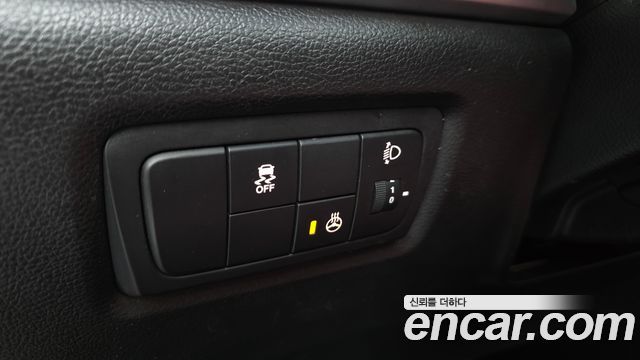 KG Mobility (SsangYong) Korando C 2.0 RX 2WD HI-DLX 2015 — фото 17