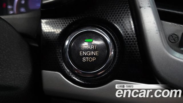 KG Mobility (SsangYong) Korando C 2.0 RX 2WD HI-DLX 2015 — фото 18