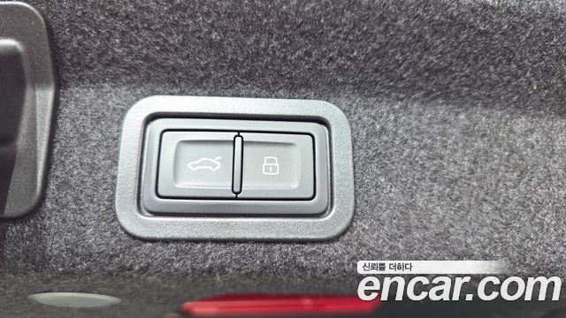 Audi A6 (C8) 40 TDI Quattro Premium 2022 — фото 17