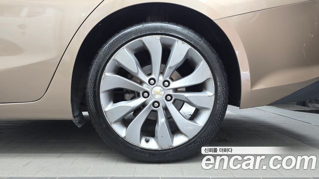 Chevrolet Malibu 2.0 Turbo LTZ Premium 2018 — фото 5