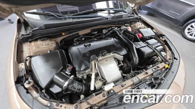 Chevrolet Malibu 2.0 Turbo LTZ Premium 2018 — фото 6