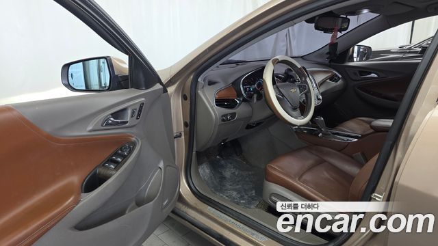 Chevrolet Malibu 2.0 Turbo LTZ Premium 2018 — фото 10