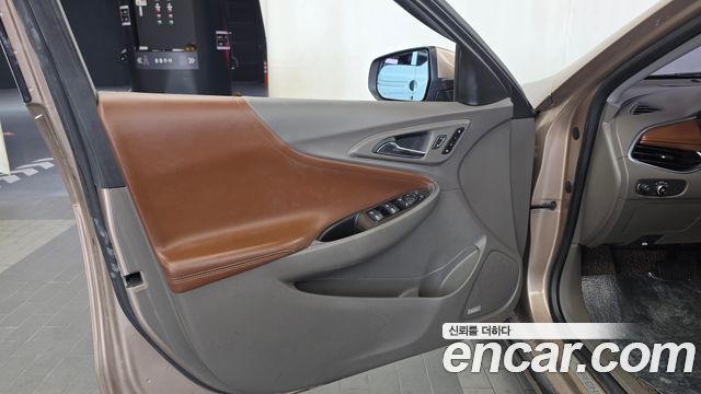 Chevrolet Malibu 2.0 Turbo LTZ Premium 2018 — фото 24