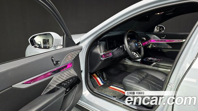 BMW i7 (G70) xDrive 60 M sport 2023 — фото 10