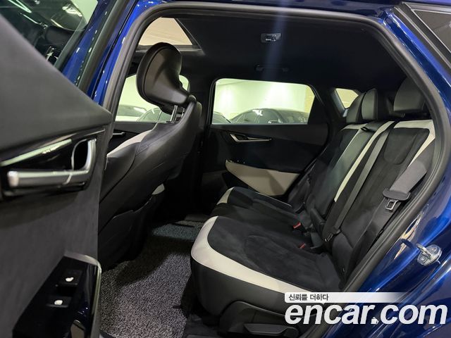 Kia EV6 Long Range 4WD GT Line 2022 — фото 8