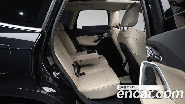 BMW X1 (U11) sDrive 18d xLine 2025 — фото 11