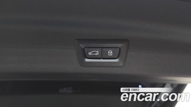 BMW X1 (U11) sDrive 18d xLine 2025 — фото 27